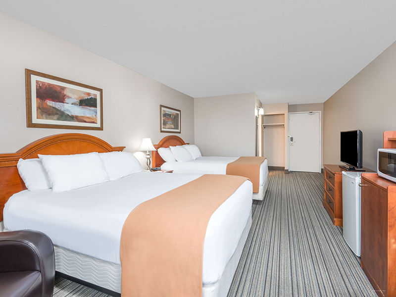 Фото Ramada by Wyndham London