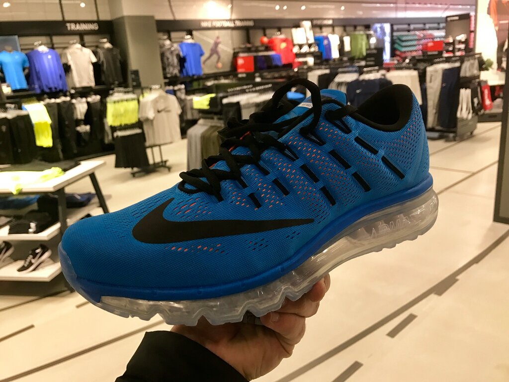 Sportswear and shoes Nike, Mytischi, photo