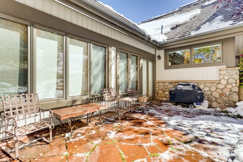 Фото Kiva Lodge by East West Hospitality