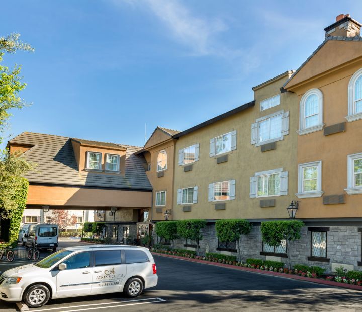 Фото Ayres Suites Yorba Linda