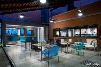 Фото Aloft Celaya