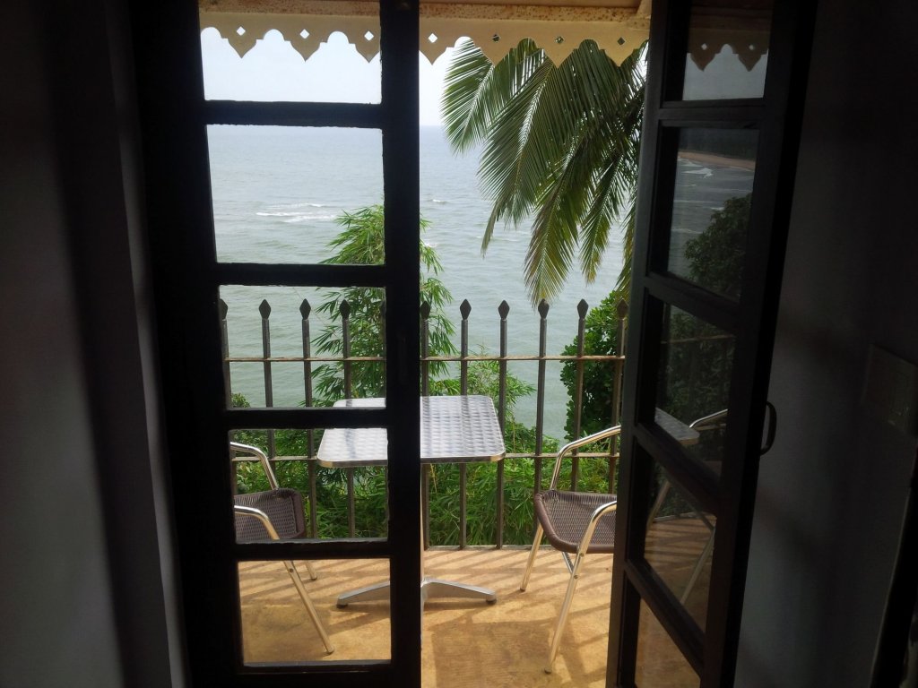 Фото Fort Tiracol Heritage Hotel