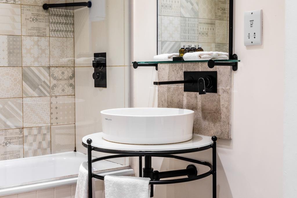 Фото Abbey Hotel Bath, a Tribute Portfolio Hotel