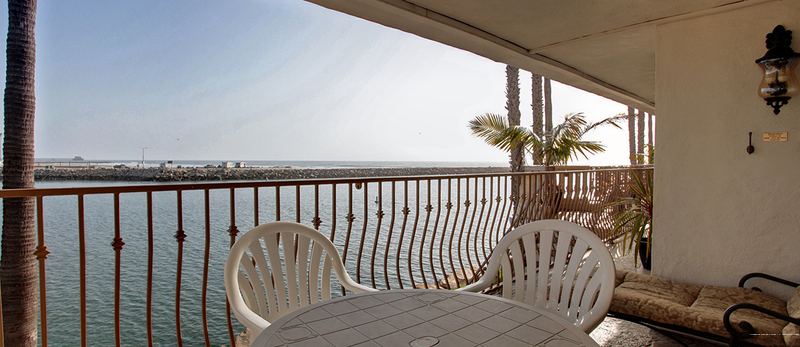 Фото Oceanside Marina Suites