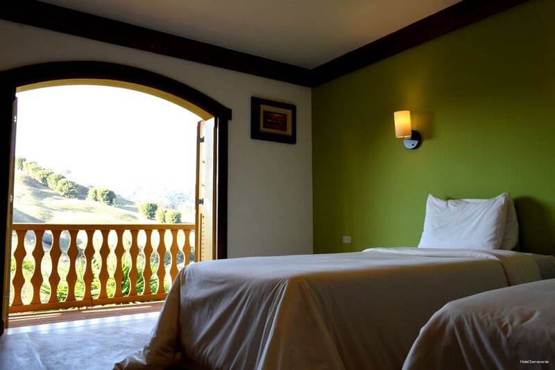 Фото Hotel Serraverde