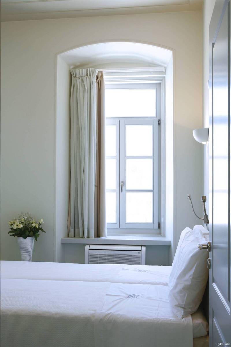 Фото Hydra Hotel