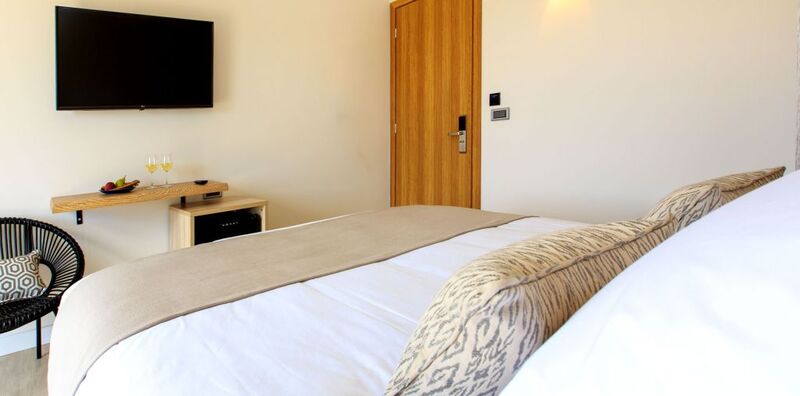 Фото 180 South Seaside Hotel