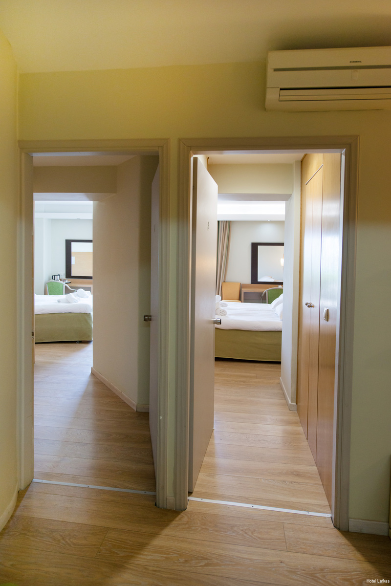 Фото Hotel Lefkas
