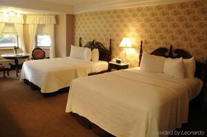 отель The Clarkson Inn
