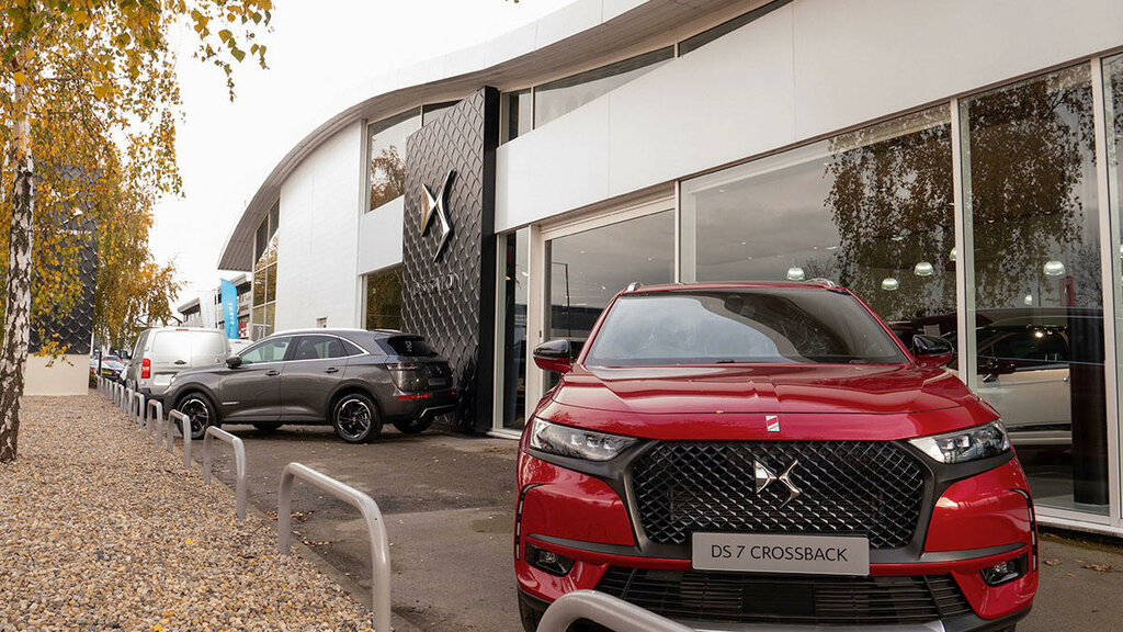 Production of auto parts Evans Halshaw Ds Salon York, York, photo