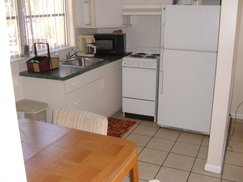 Фото Hideaway Waterfront Resort & Hotel