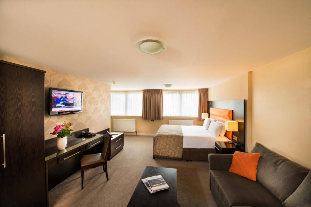 Фото Отель Leonardo Edinburgh Murrayfield