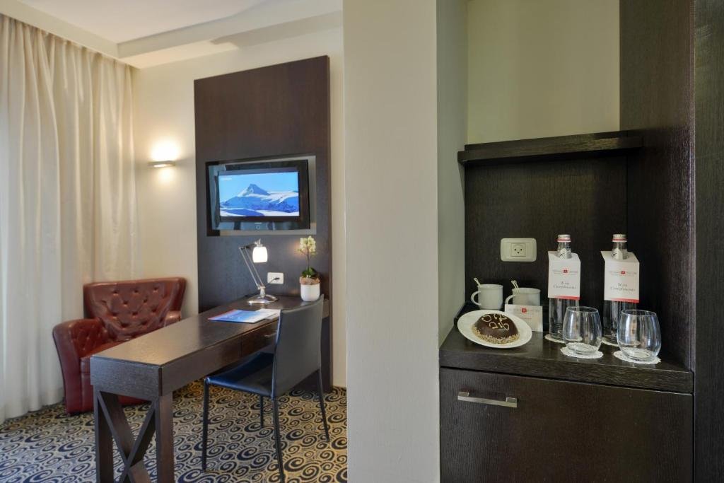 Фото Sharon Hotel Herzliya