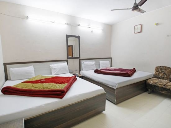 Фото Hotel Sita Niwas