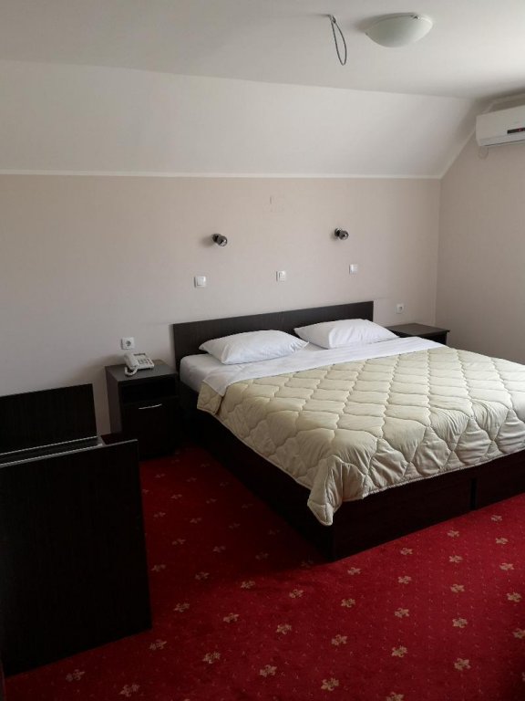 Фото Hotel Elegance