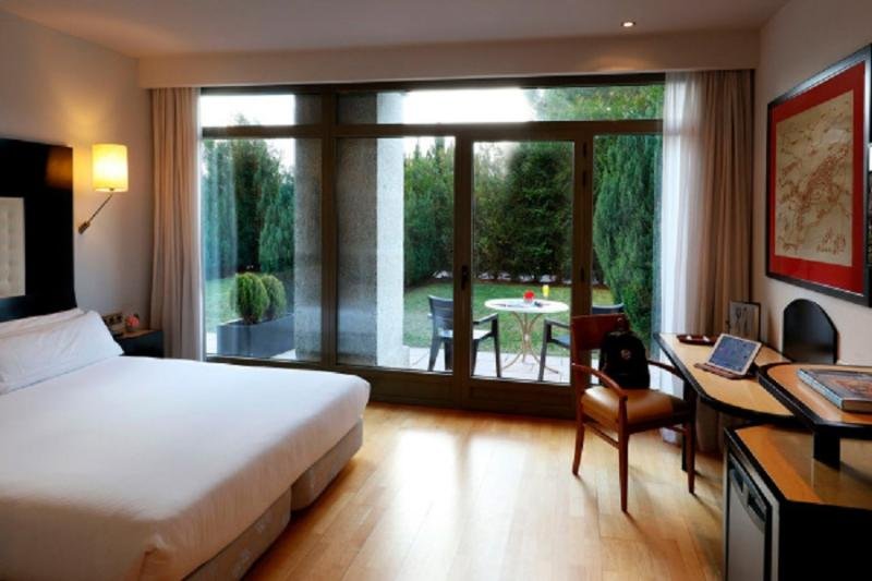 Фото Abba Burgos Hotel