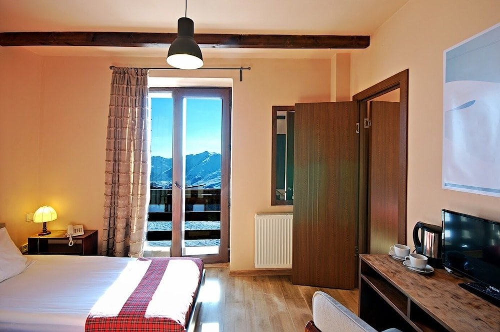 Фото Hotel Alpina