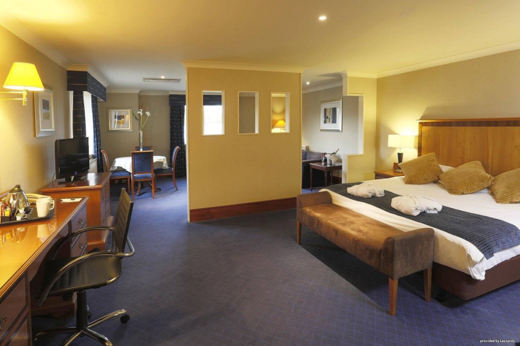 Фото DoubleTree by Hilton Stoke on Trent