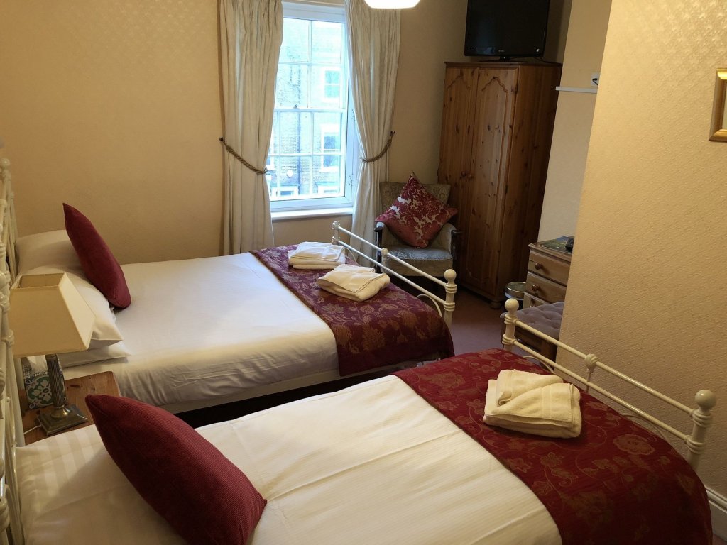 Фото Diamonds Inn Ltd