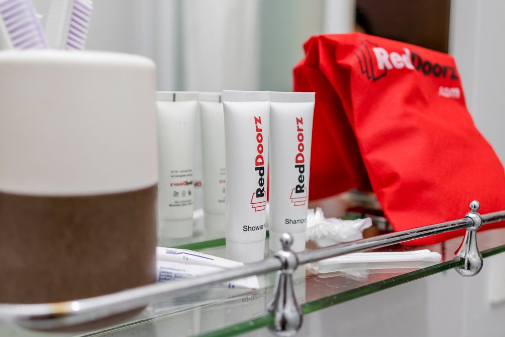 Фото Residences by RedDoorz @ Guntur Raya Setiabudi