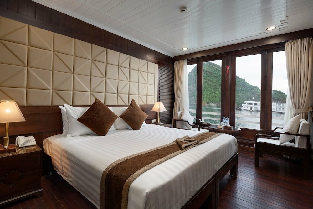 Hotel Apricot Premium Cruise, Quảng Ninh Province, photo