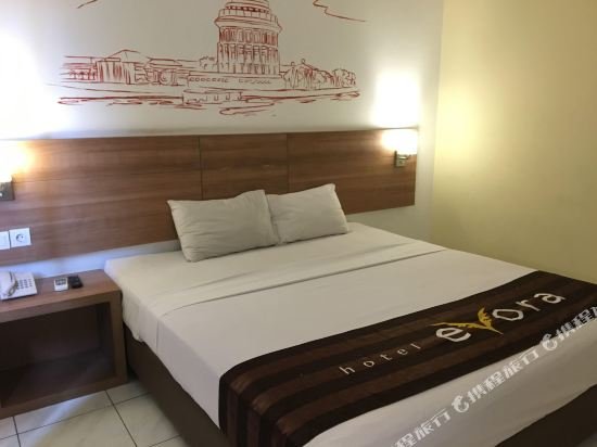 Фото Evora Hotel