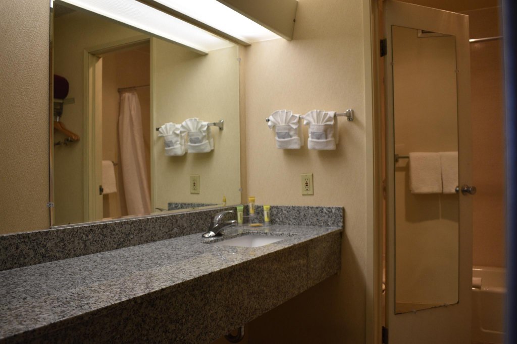 Фото Inn At The Convention Center