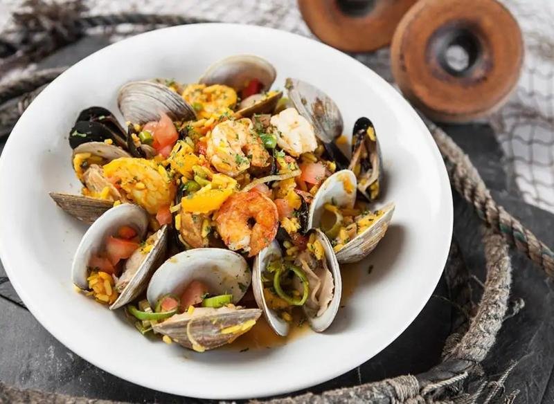 Фото The Cotton Sail Hotel, Tapestry Collection by Hilton