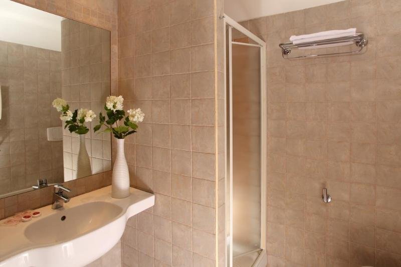 Фото Hotel Portamaggiore