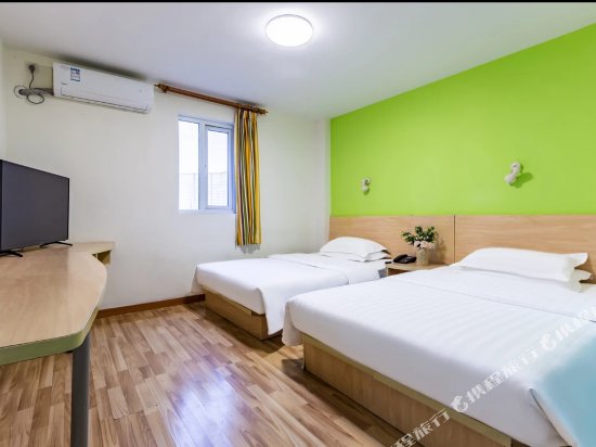 Фото 7 Days Inn Zhuzhou The Central Plaza Branch