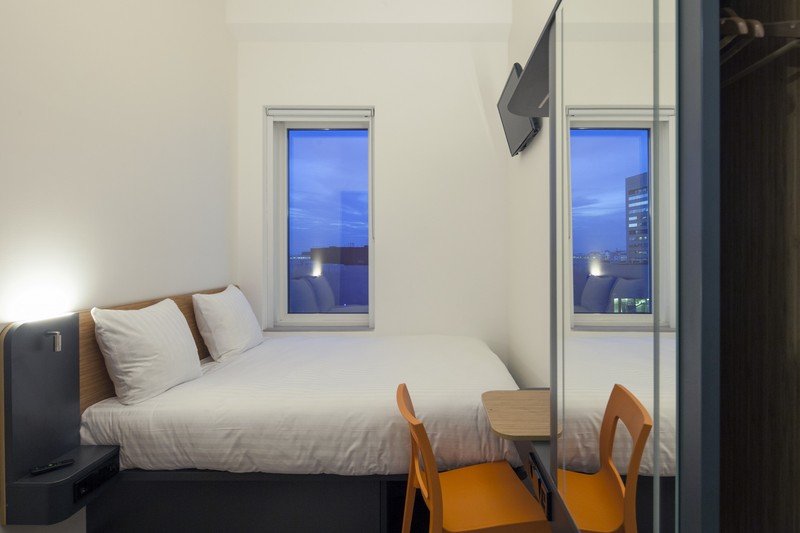 Фото EasyHotel Amsterdam Arena Boulevard