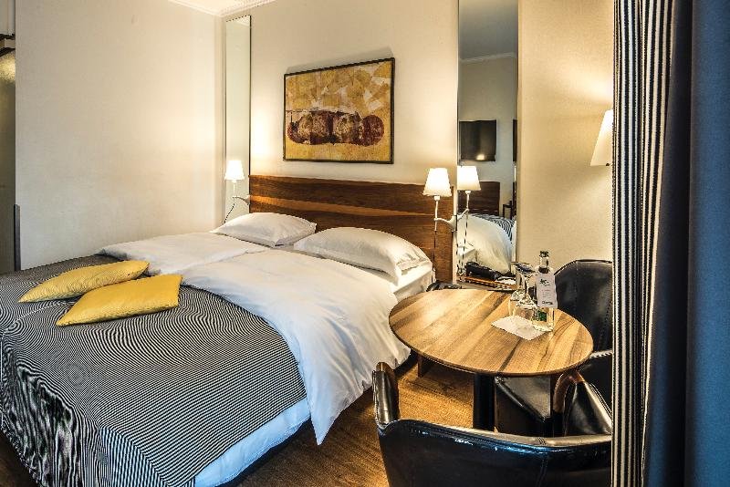 Фото Central Plaza Zurich