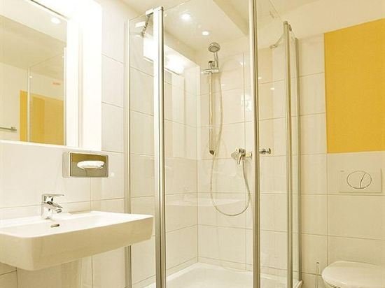 Фото Hotel Bayrischer Hof