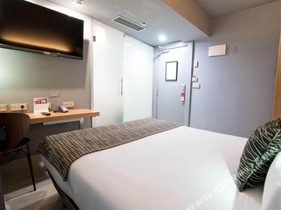 Фото Petit Palace Alcalá