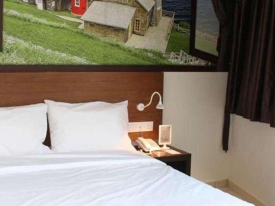 Фото Hotel Zamburger Bangsar