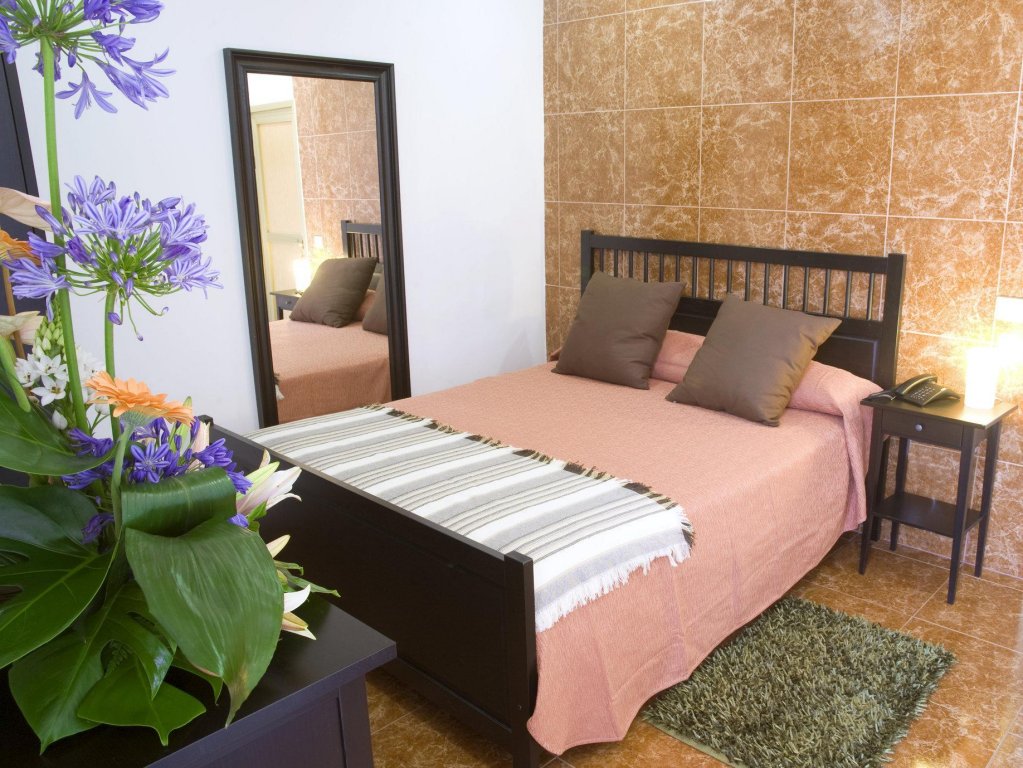 Фото Hotel Adonis Capital