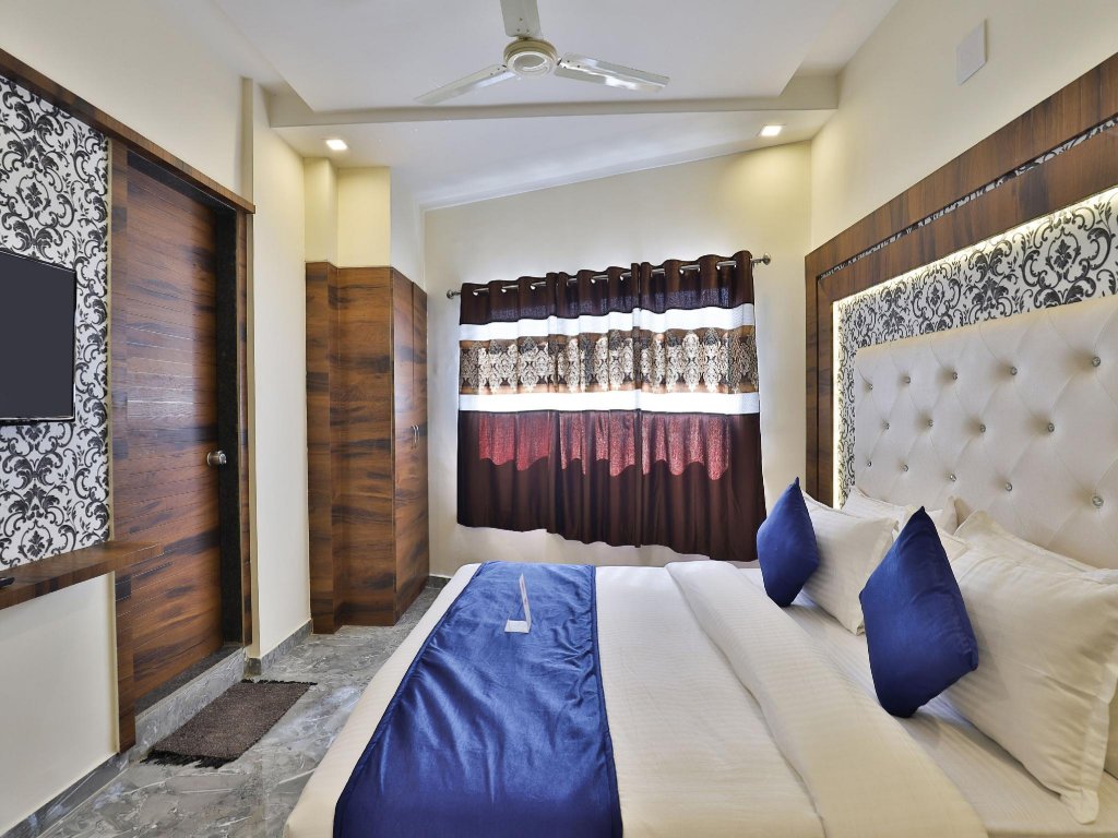 Фото Oyo 11067 Hotel Swastik Inn