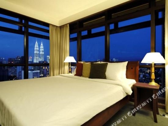 Фото Excellent Service Suites at Times Square