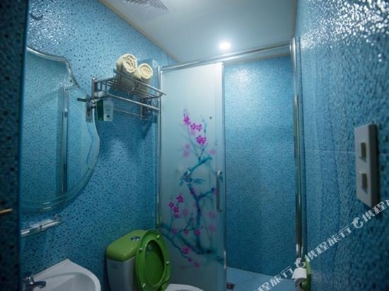 Фото C & L Suites Inn