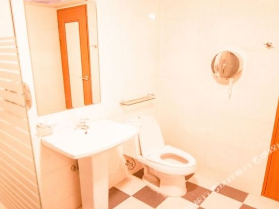 Фото Kimchee Guesthouse Downtown
