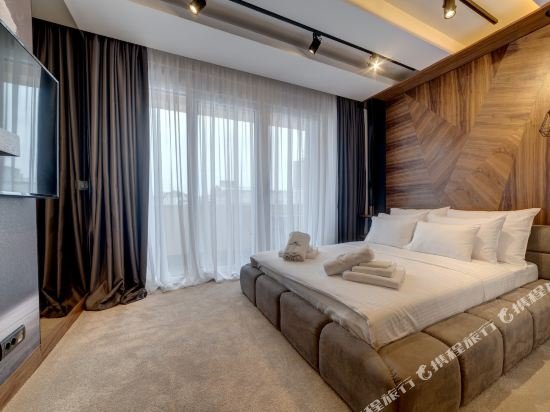 Фото Black Pearl Luxury Suites