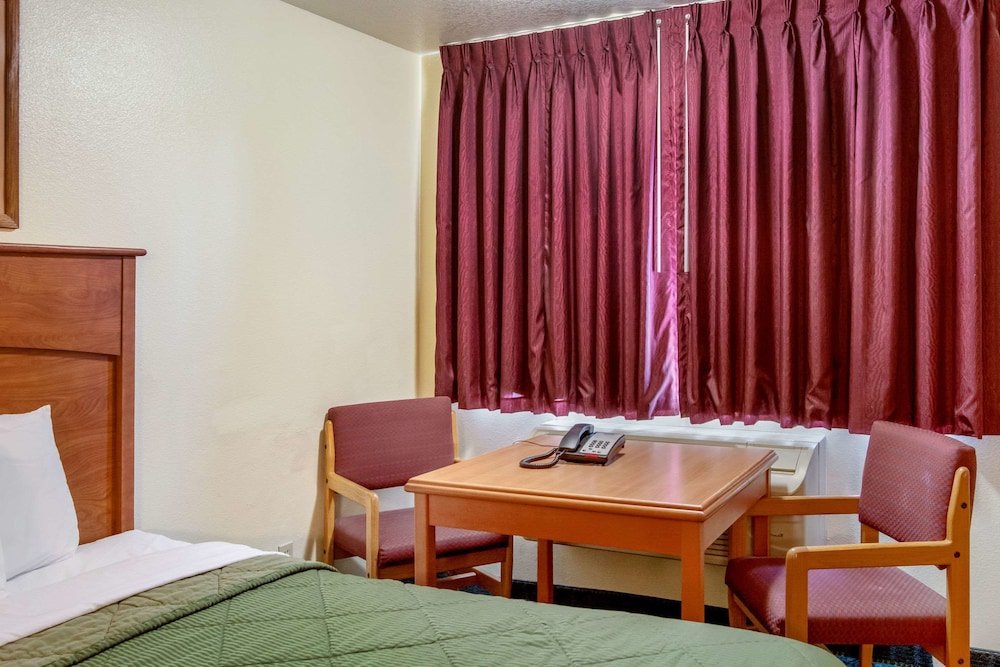 Фото Rodeway Inn