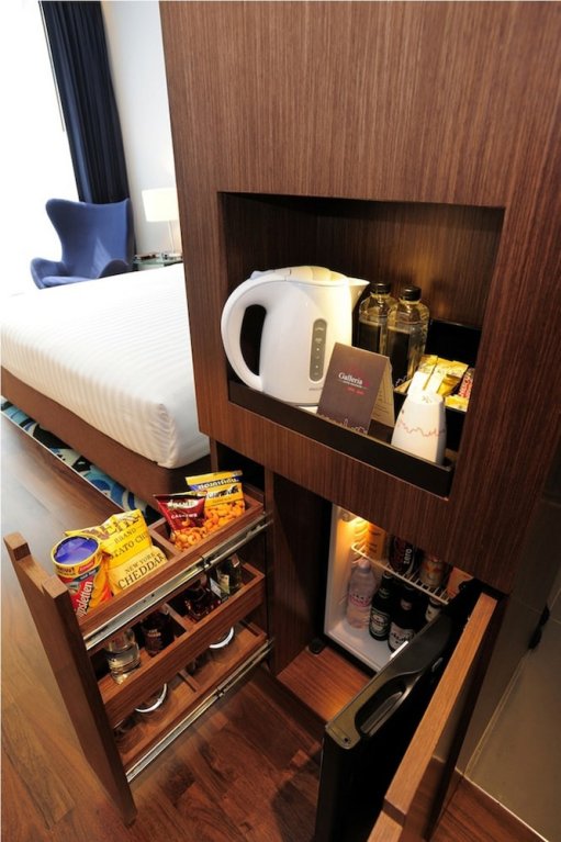 Фото Galleria 10 Hotel Bangkok by Compass Hospitality