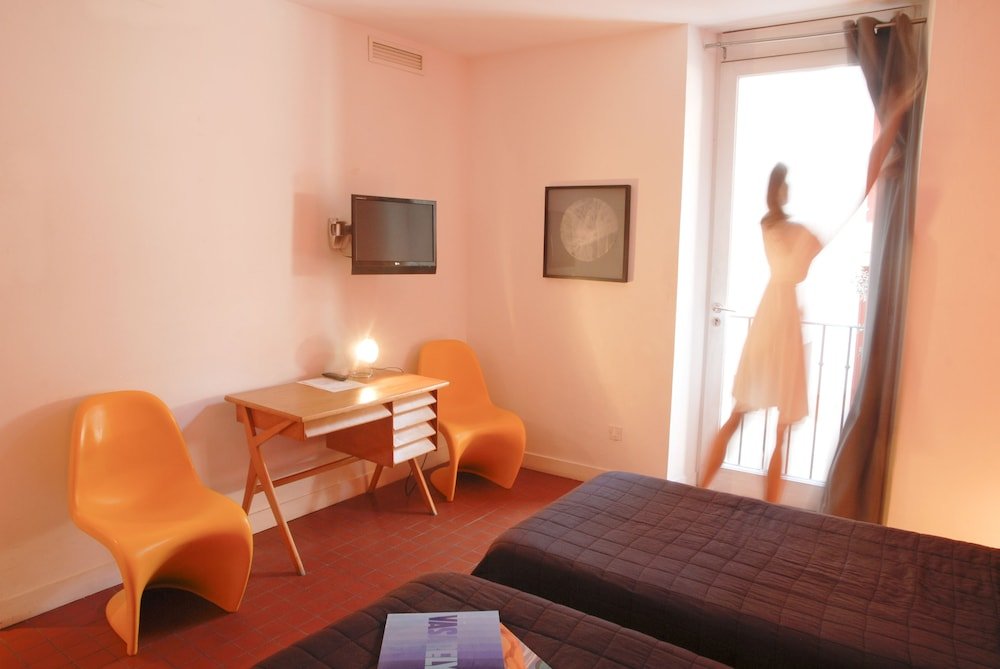 Фото Hôtel Burrhus