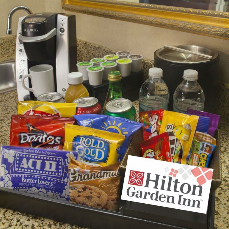 Фото Hilton Garden Inn Jacksonville Jtb/deerwood Park