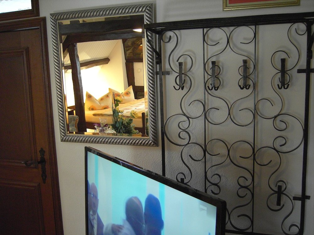 Фото Hotel Restaurant Graf Rolshausen