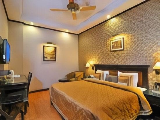 Фото Hotel Diplomat Residency