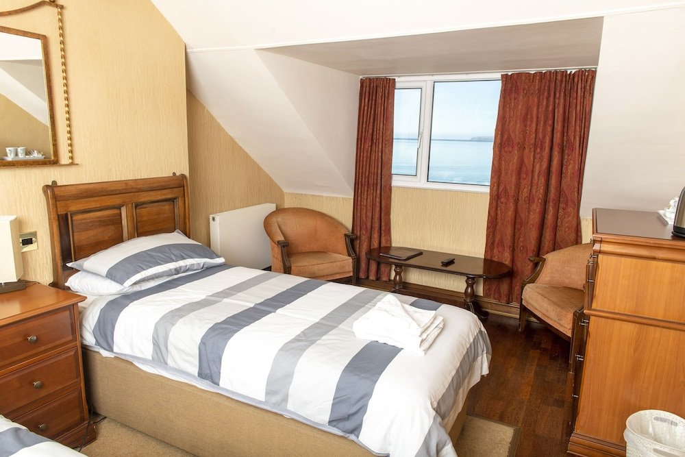 Фото Eryl Mor Hotel