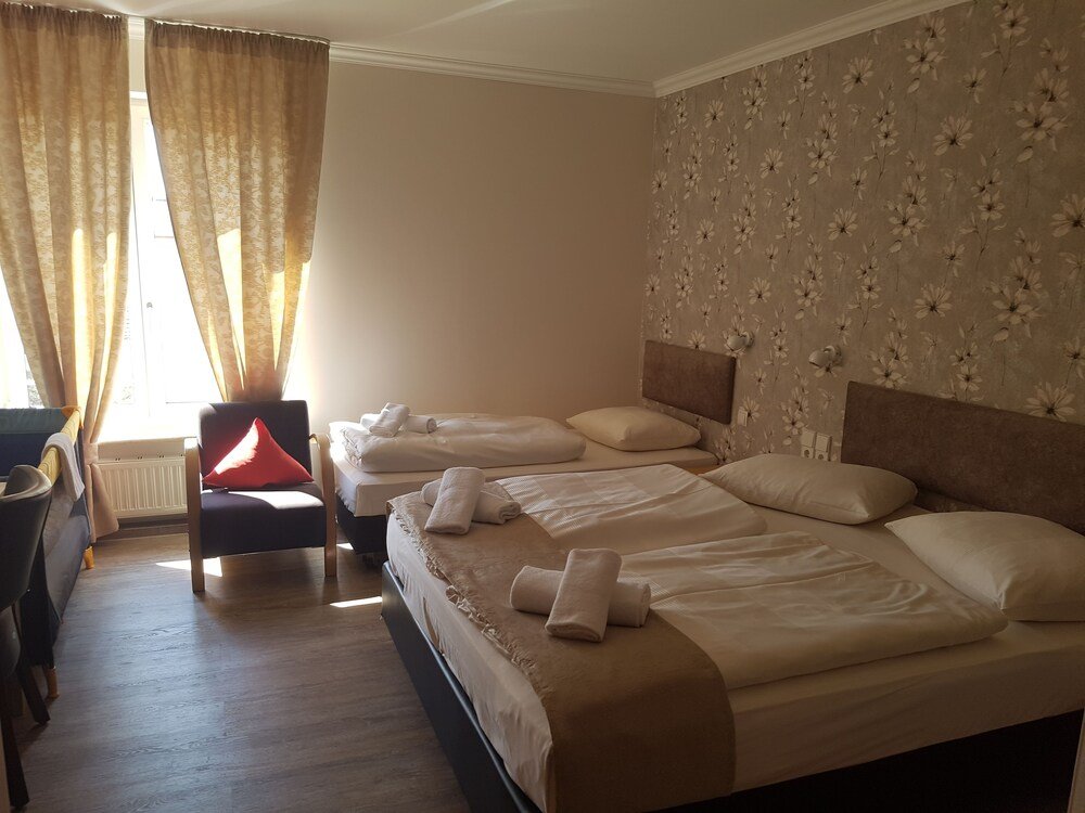 Фото Hotel zum Weissen Ross