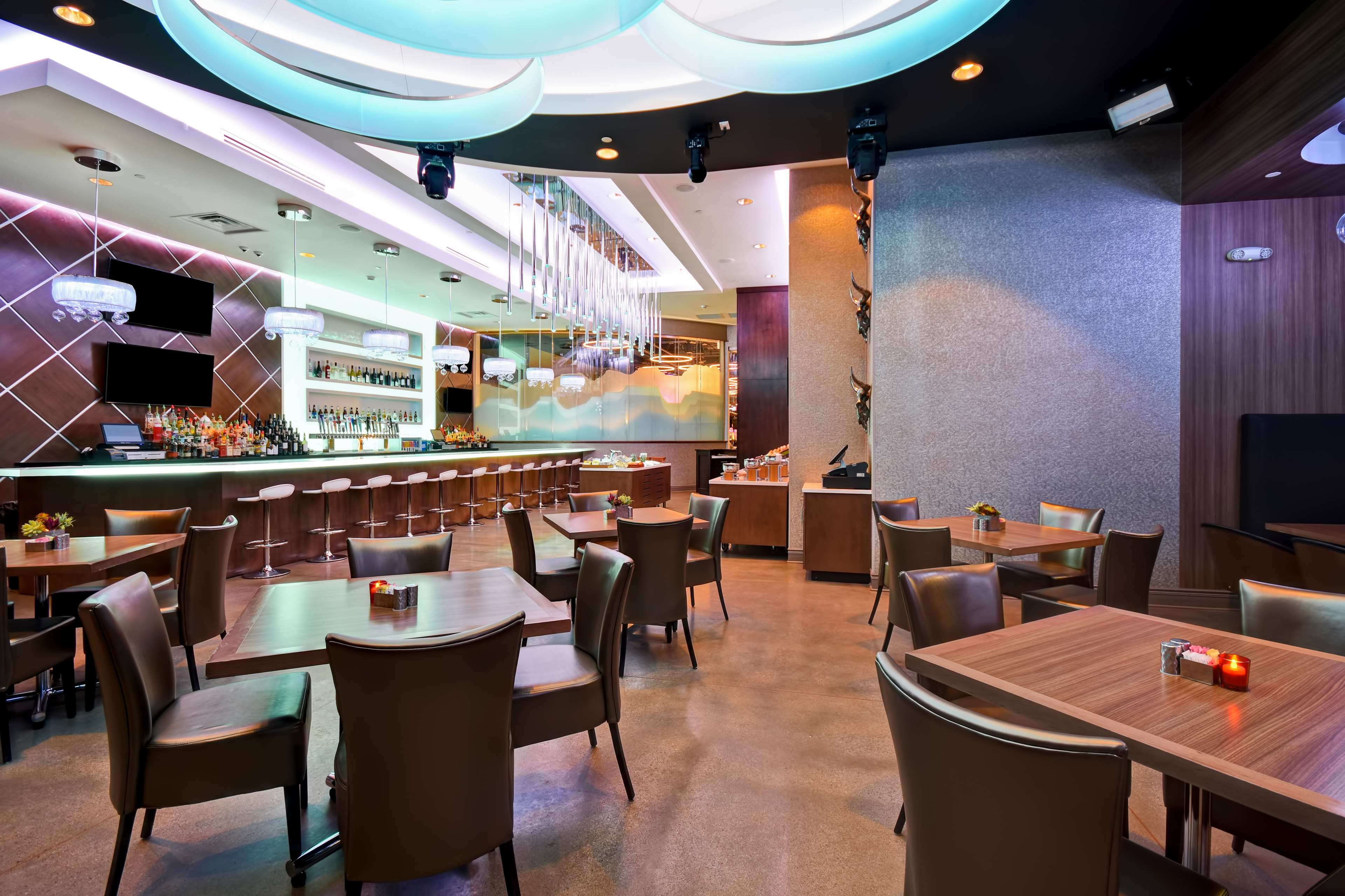 Фото DoubleTree by Hilton Deadwood at Cadillac Jack's